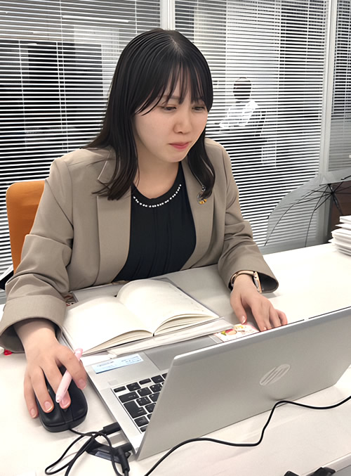 先輩メッセージ 営業部