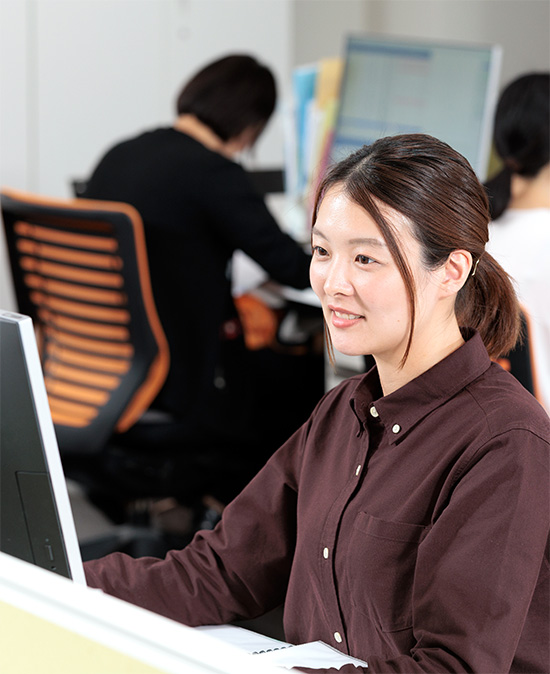 業務部 企画課(献立管理) 管理栄養士