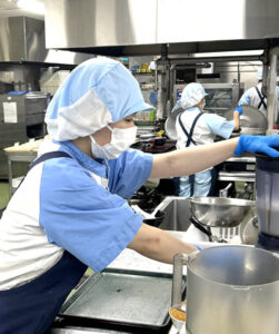 高齢者施設 栄養士